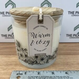 Foundry Candle Co Warm & Cozy 14oz Soy Blend Candle Floral Glass Jar Wood Lid
